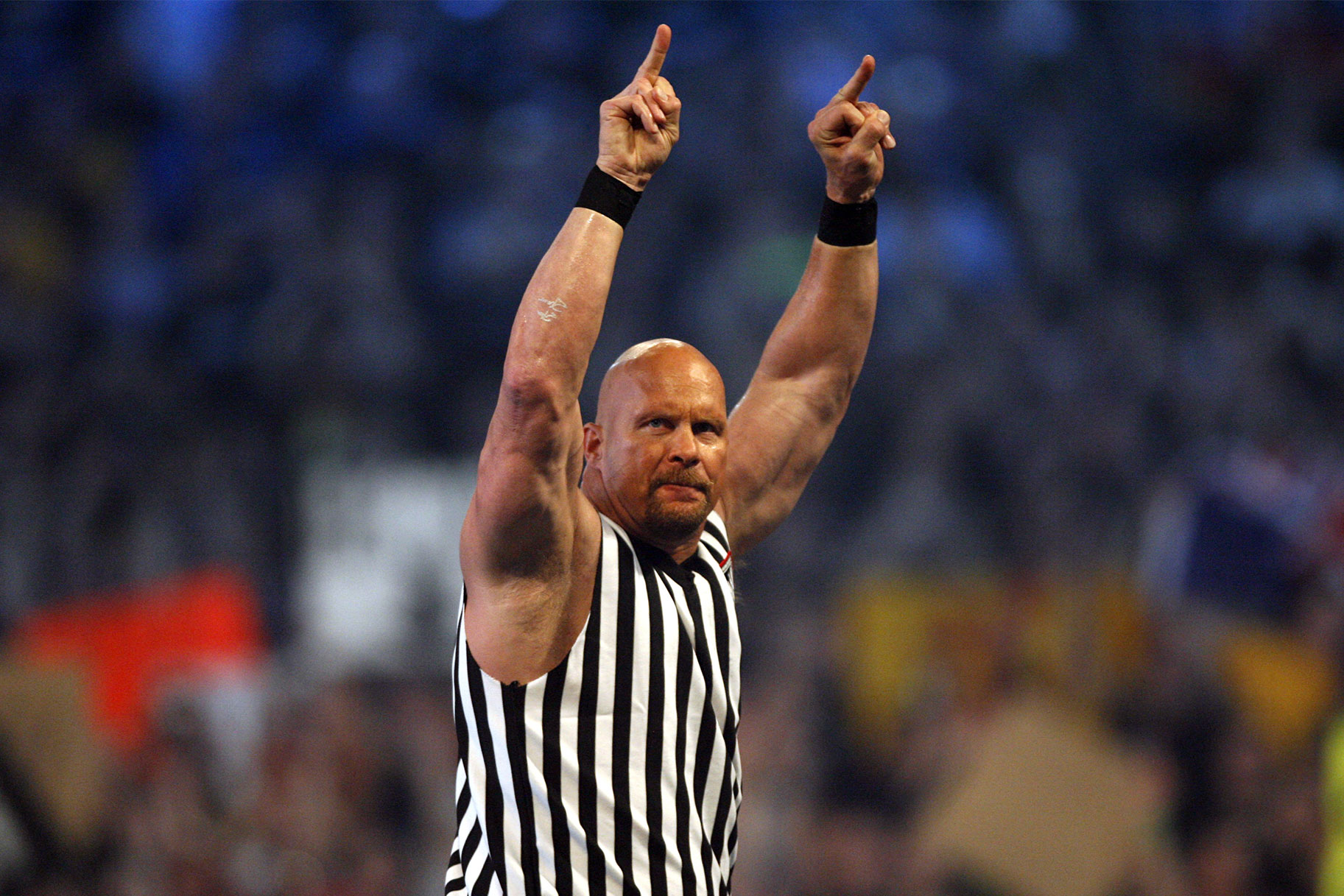 Stone Cold Sticking his middle fingers up