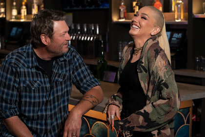 Blake Shelton and Gwen Stefani sit at the bar of Ole Red together