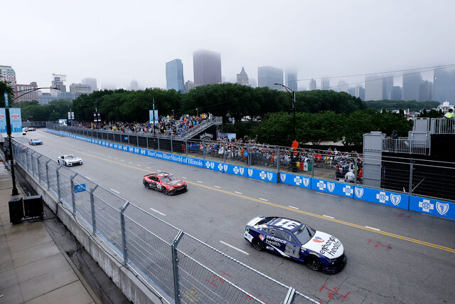 General view as Shane van Gisbergen (#91 Trackhouse Racing Enhance Health Chevrolet) leads the field during the NASCAR Cup Series Grant Park 220 at the Chicago Street Course