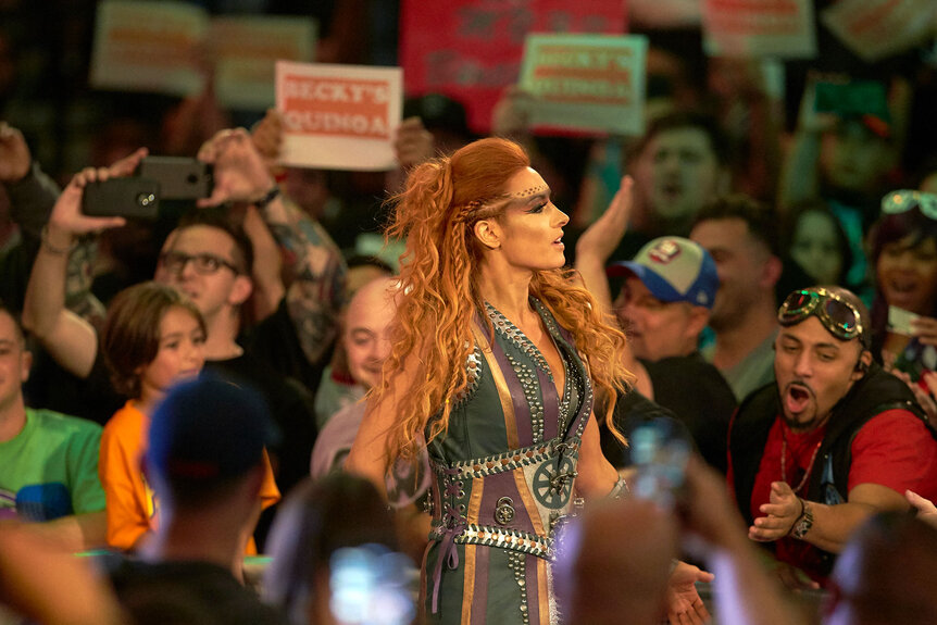 Becky Lynch Makes First Defense Of The NXT Women's Title and More Top 10  Moments From WWE Raw